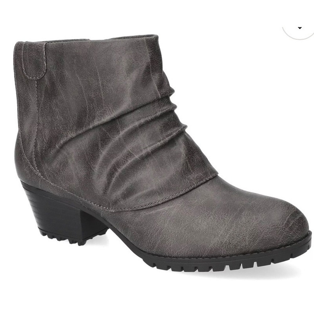 Easy Street Women's Ambrose Zipper Ankle‎ Boots size 7